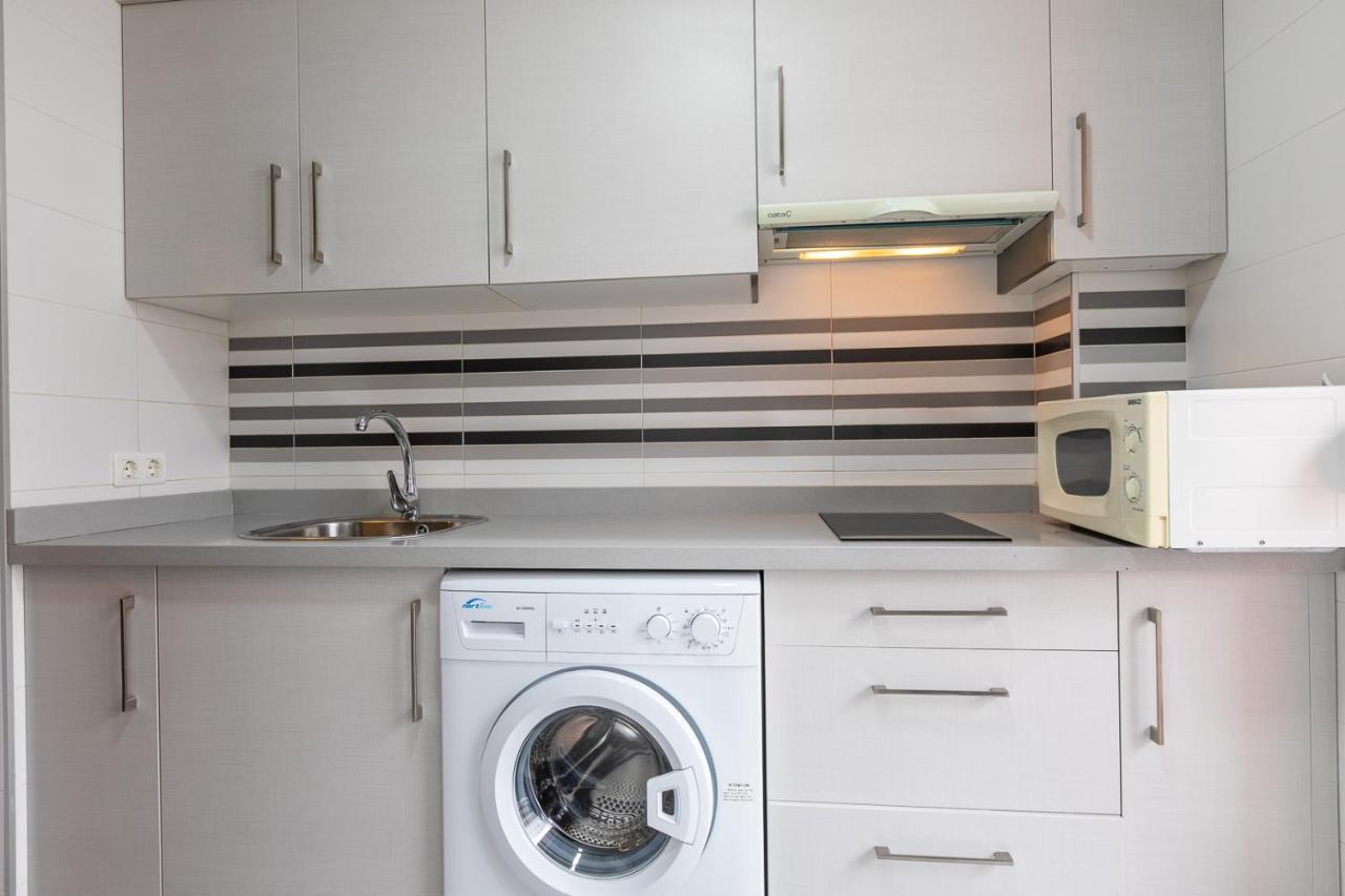 Apartamentos Guerrero Torre Del Mar Eksteriør bilde