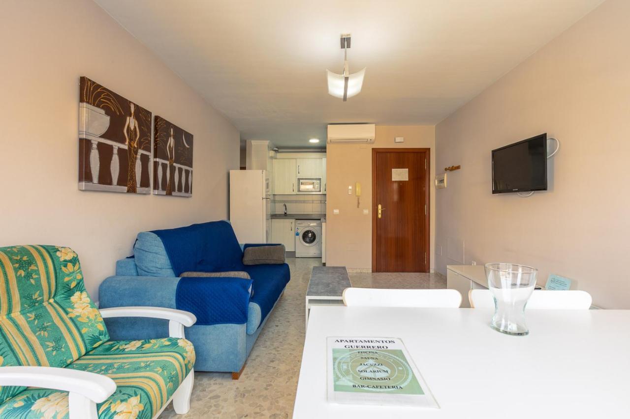 Apartamentos Guerrero Torre Del Mar Eksteriør bilde