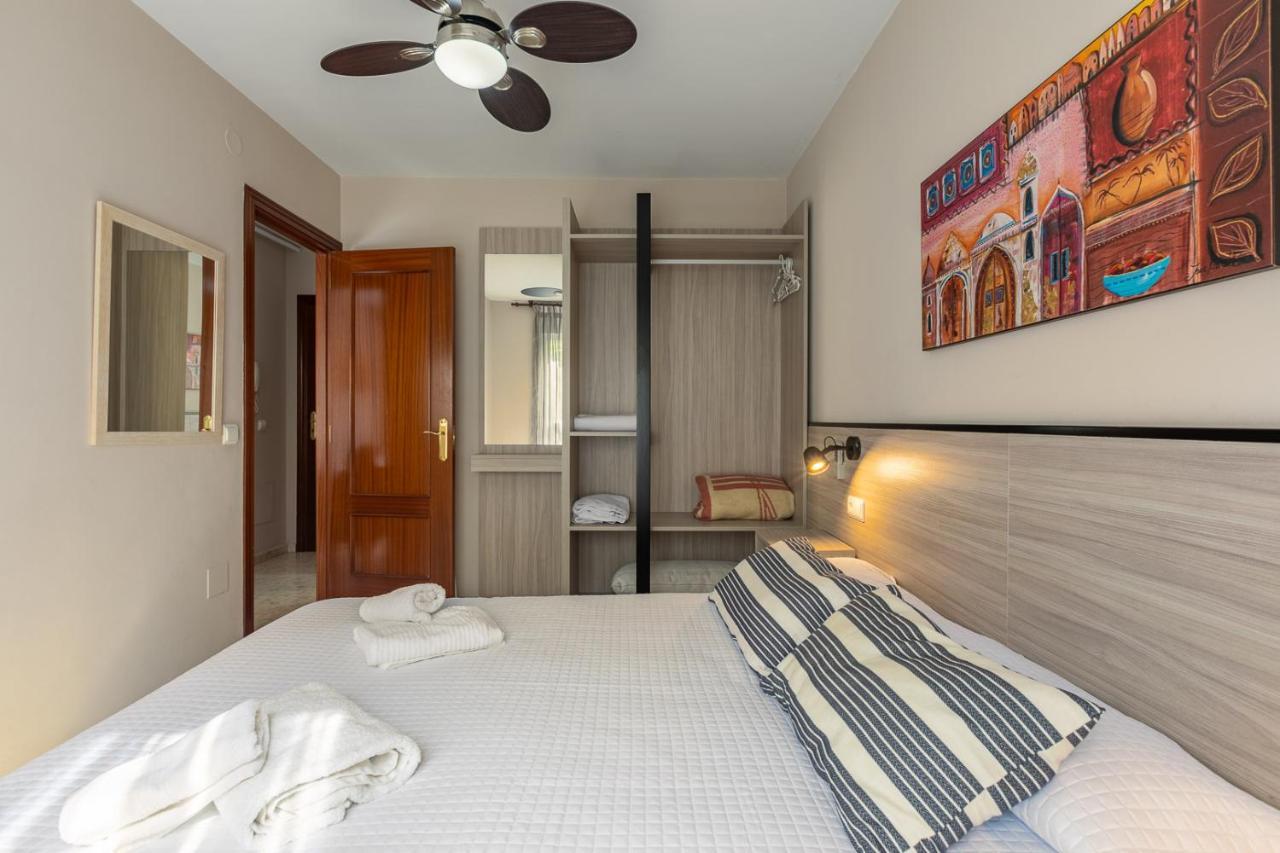 Apartamentos Guerrero Torre Del Mar Eksteriør bilde