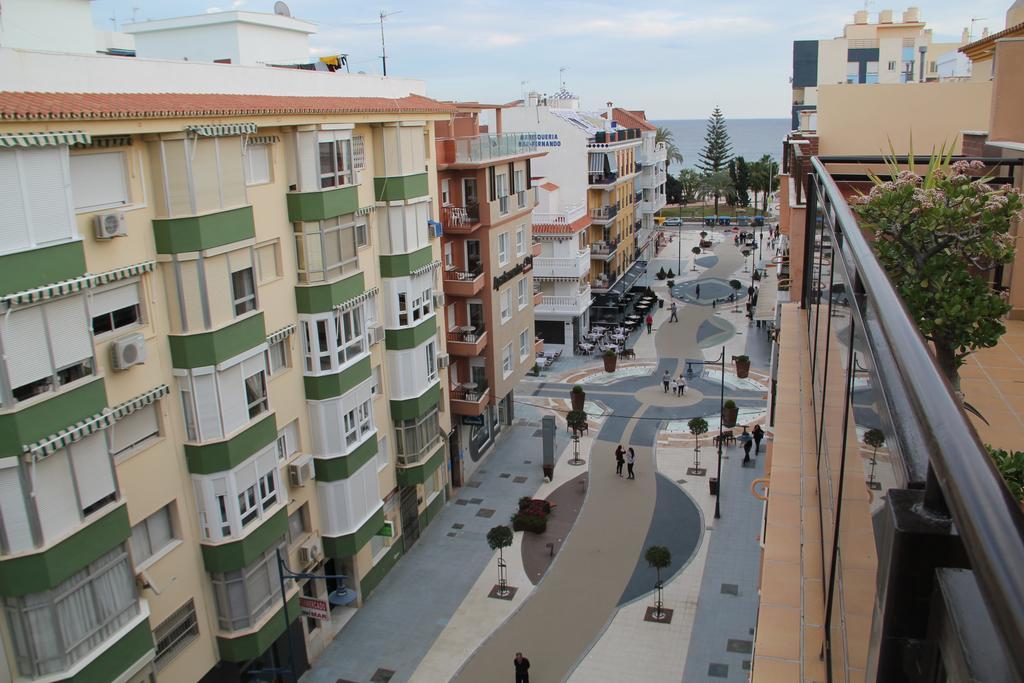 Apartamentos Guerrero Torre Del Mar Eksteriør bilde