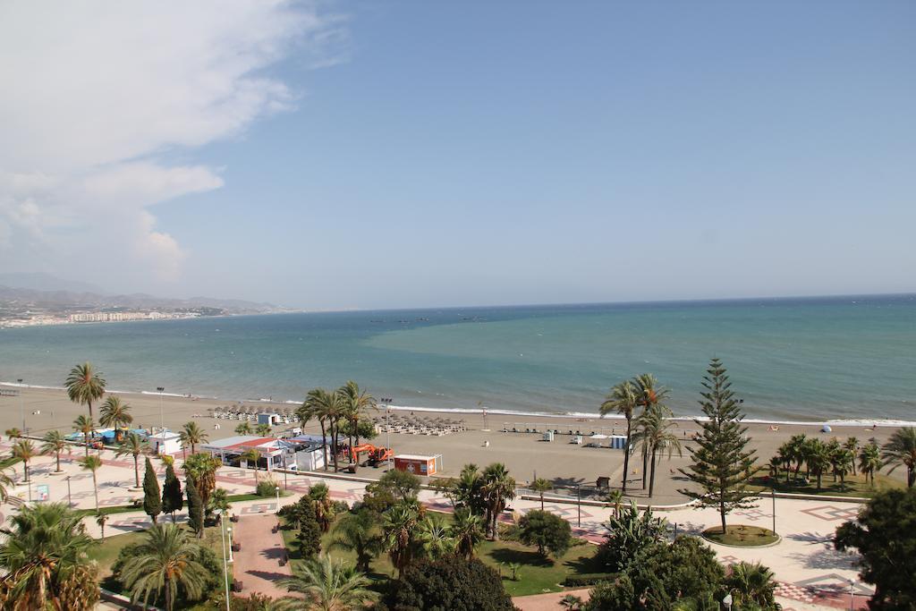 Apartamentos Guerrero Torre Del Mar Eksteriør bilde