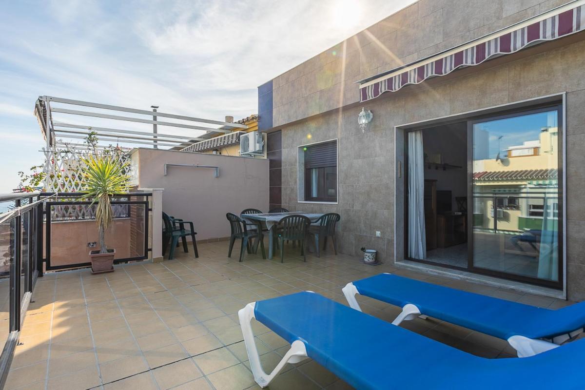 Apartamentos Guerrero Torre Del Mar Eksteriør bilde