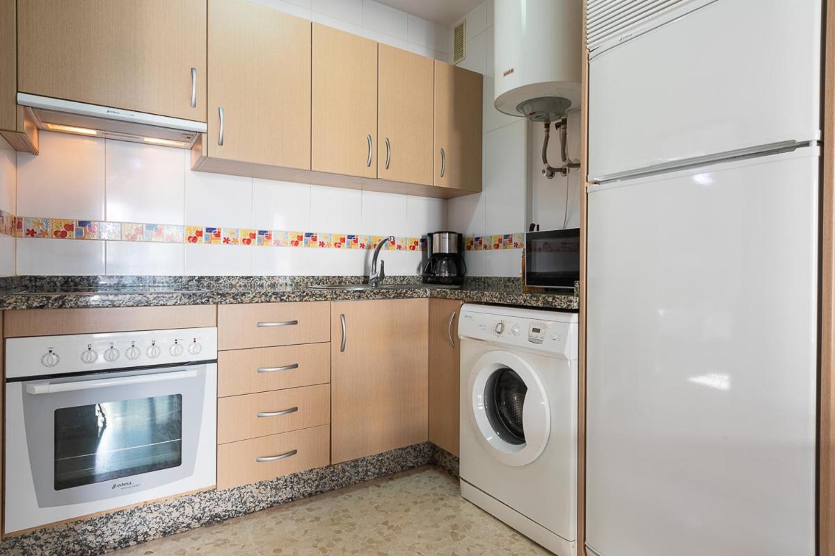 Apartamentos Guerrero Torre Del Mar Eksteriør bilde
