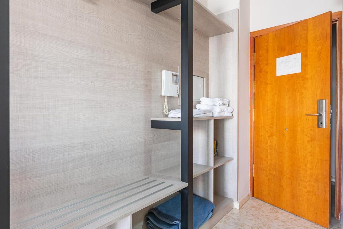 Apartamentos Guerrero Torre Del Mar Eksteriør bilde